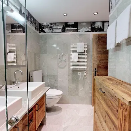 アパート Giant 7 サンモリッツ